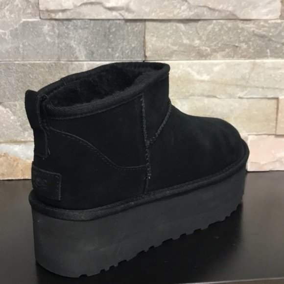 UGG Women's Classic Ultra Mini Platform - Picture 5 of 7